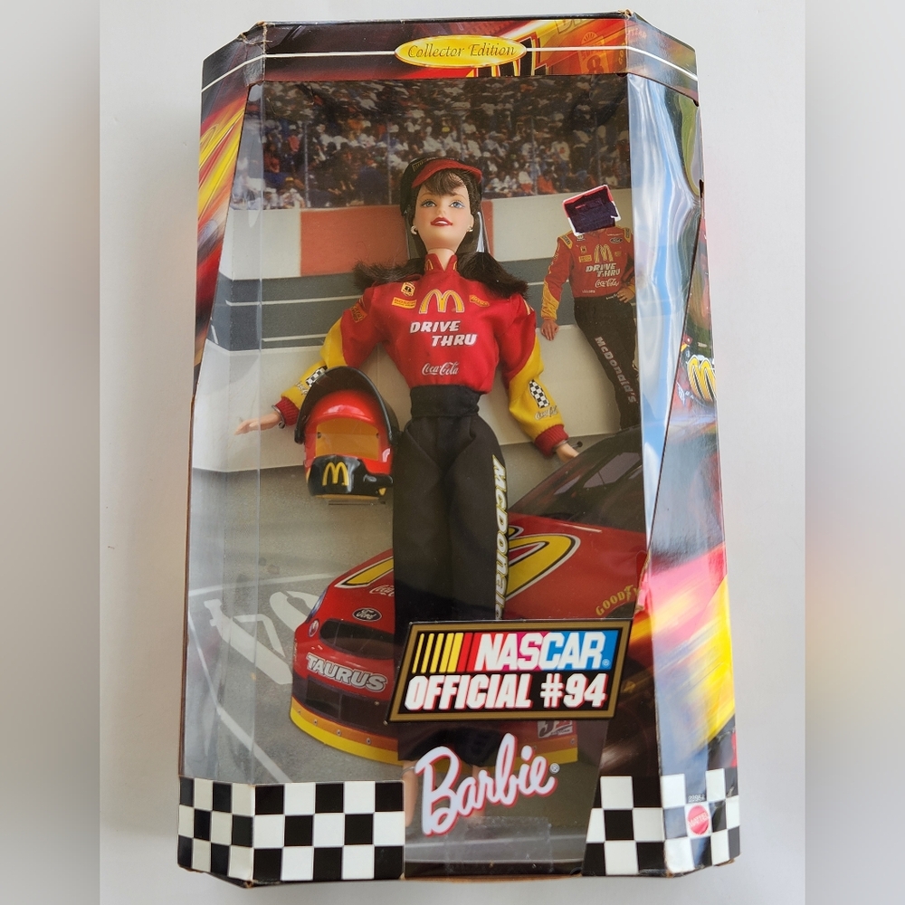 🌌 1999 NASCAR Offical #94 Barbie McDonald's / Coca Cola Outfit Vintage Doll 129